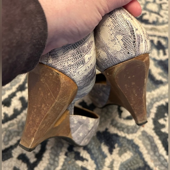 Schuler & Sons Philadelphia Wedges - Picture 2 of 3